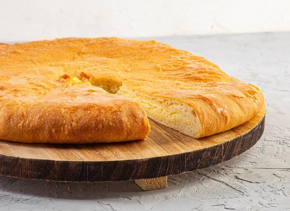 Осетинский пирог с картофелем и сыром